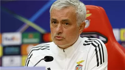 مورينيو يحذر لاعبي بنفيكا من ريال مدريد الجريح قبل موقعة دوري الأبطال