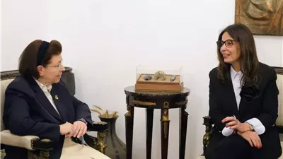 وزيرة الثقافة تبحث مع نظيرتها اليونانية تعزيز التعاون المشترك