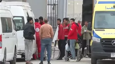 مصر تواصل استقبال وعلاج الفلسطينيين وتسهيل عودة العائدين إلى غزة