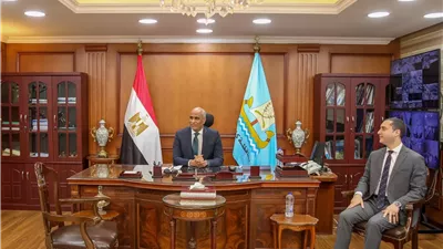 مكى يناقش مشاكل الدوائر مع أعضاء مجلسي النواب والشيوخ بكفرالشيخ