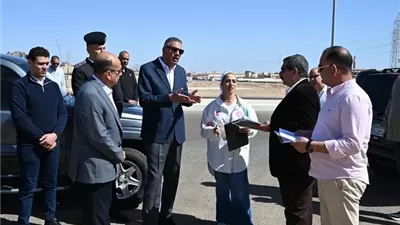 محافظ جنوب سيناء يتفقد منطقة الرويسات بشرم الشيخ