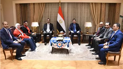 وزير الشباب والرياضة يكرم صفا سليمان وعمر الرملي