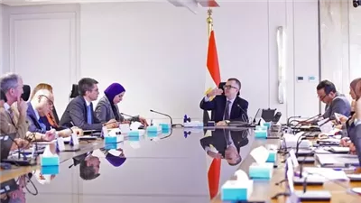 وزير التخطيط يبحث مع البنك الدولي تعزيز الشراكة لدعم خطط التنمية