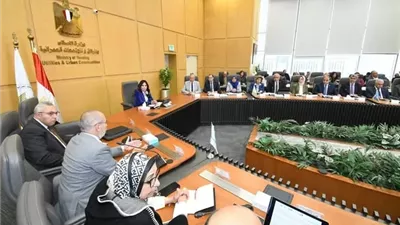 وزيرة الاسكان تشدد على الالتزام ببرامج مشروع 