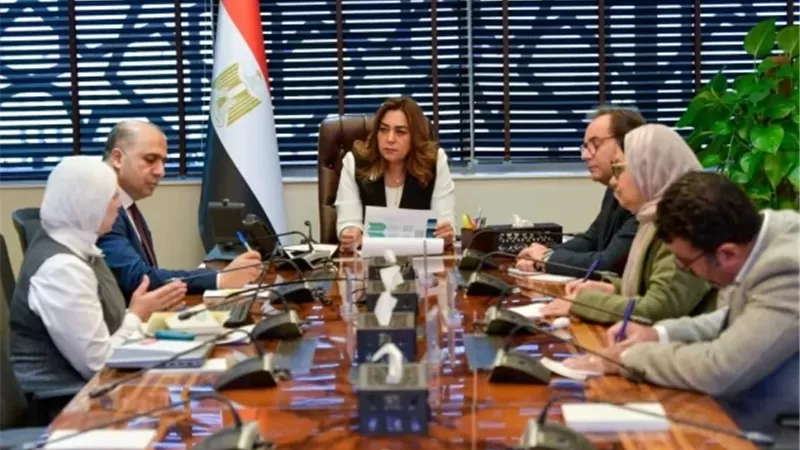الدكتورة منال عوض