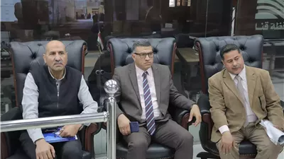محافظ قنا يتابع أعمال إزالة عدد من مخالفات البناء بفرشوط وقنا