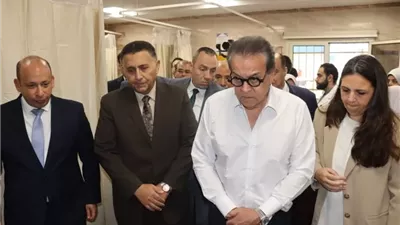 وزير الصحة يتفقد نموذج رعاية السكتة الدماغية بمستشفى القناطر الخيرية العام