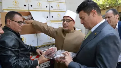 السكرتير العام يشهد استلام 5 أطنان لحوم من صكوك الإطعام بالمنوفية