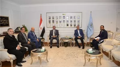 محافظ أسيوط يستقبل وفد نقابة المحامين للتهنئة بتوليه المسئولية