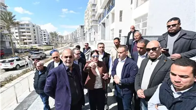 وزيرة الإسكان تتفقد كومباوند مزارين العلمين وتوجه بتسليم الوحدات