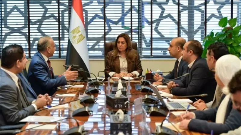 الدكتورة منال عوض