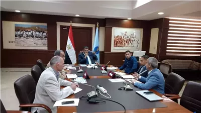 محافظ البحرالأحمر يُدشن منظومة النظافة الجديدة