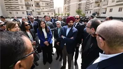 رئيس البنك الدولي يتفقد وحدات 