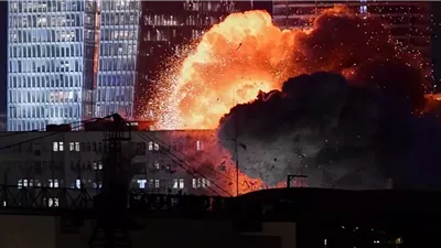 انفجار صاروخ يحمل رأسا انشطاريا وسط تل أبيب