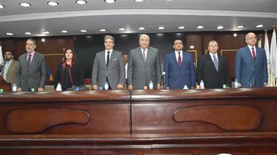 الشائعات وحروب الجيل الرابع ودور الاعلام والمواطن ..ندوة بجامعة السادات