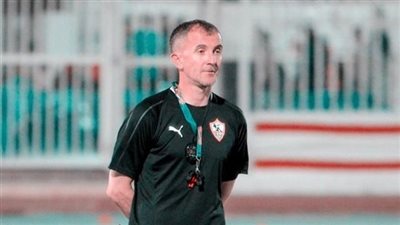 ميتشو يستقر على بدلاء حامد وساسى أمام نادى مصر