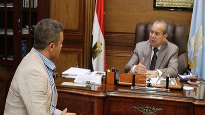 محافظ كفرالشيخ: ضبط طن فسيخ فاسد بحملات مباحث التموين بدسوق