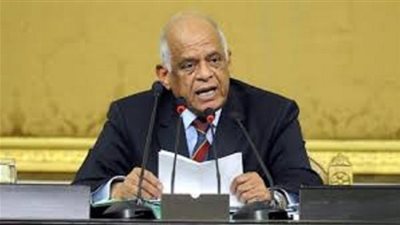 عبدالعال للحكومة : لن نسمح بحضور أقل من 5 وزراء فى كل جلسة