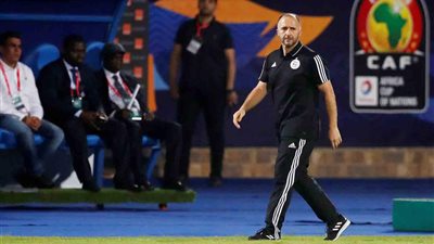 بلماضى محمد صلاح الافضل فى العالم