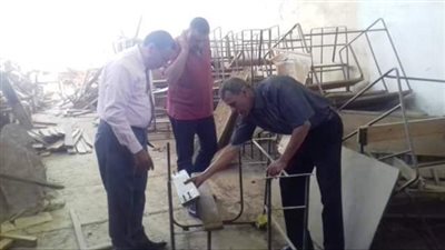 منشأه القناطر التعليمية تنجح فى اصلاح ٦٥٠ تخته من الرواكد وتوزعها على المدارس.. صور