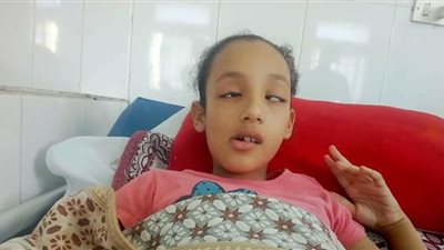 استبعاد مدير مدرسه بالاسكندريه واخصائيه اجتماعيه بسبب تعدي وليه امر علي تلميذه