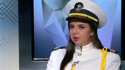 رئيس الأكاديمية البحرية يكرم المهندسة البحرية / دنيا الحلوانى ..