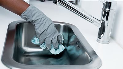 اخطرها إسفنجة المطبخ.. 7 أماكن تتكاثر فيها الجراثيم .. احذريها