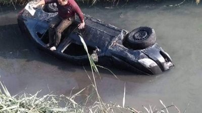 مصرع سيده في انقلاب سيارة ملاكي بالدقهلية
