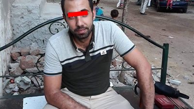 الخراط إنتحر شنقاً بسبب فيروس سي .. و ربة المنزل ألقت نفسها من الطابق الرابع لضائقة نفسية.. صــور