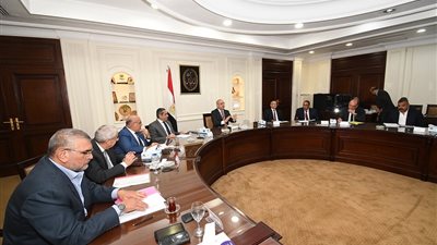 وزير الإسكان يتابع الخطوات التنفيذية لمشروع تطوير ميدان التحرير
