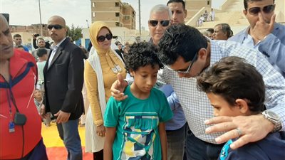 وزير الشباب ومحافظ مطروح يتفقدان القرية الأوليمبية