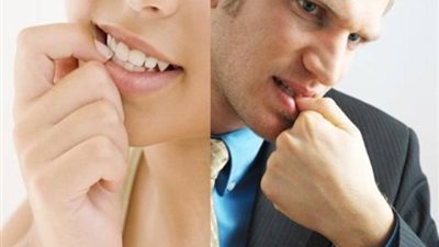 قضم الأظافر.. عادة أم مرض نفسى؟.. اليك العلاج