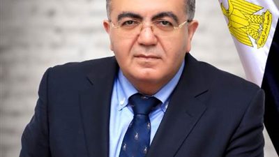 حاتم صادق: ظهور المعارضة في الفضائيات يعيد الثقة الى المناخ الإعلامي