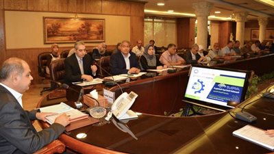 محافظ الغربية .. يتابع الموقف التنفيذي للمنطقة الصناعية بالمحلة الكبرى