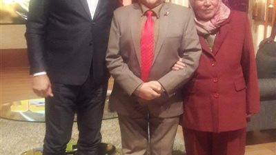هبة قطب والفنان احمد فرحات ببرنامج واحد من الناس على النهار.. غداً