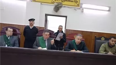 طفولة مكسورة.. قصة طفل قادته براءته إلى جريمة مؤلمة