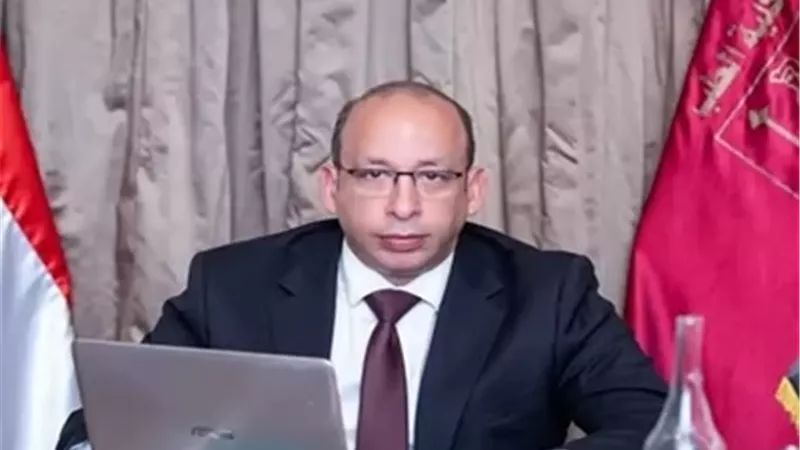 الدكتور حسام صلاح