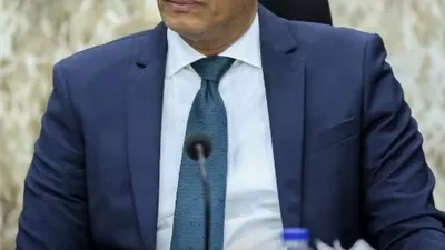 محافظ كفرالشيخ يتابع أعمال تركيب الانترلوك ببلطيم