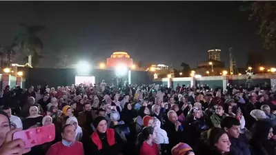 إقبال جماهيري على 