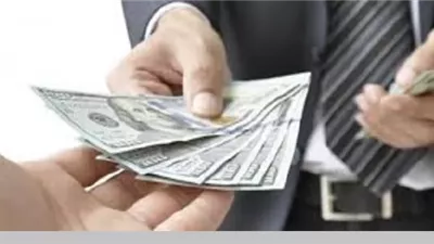 هل يجوز دفع الزكاة كراتبٍ لمعلمات التحفيظ؟
