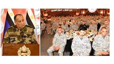 وزير الدفاع يلتقى مقاتلى القوات الجوية ويشاركهم تناول وجبة الإفطار