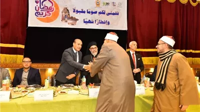 محافظ أسيوط يشهد إفطارًا جماعيًا بمطرانية الأقباط الكاثوليك
