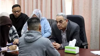 مشروعات صغيرة ودعم مالي من محافظ الإسماعيلية في لقاء المواطنين