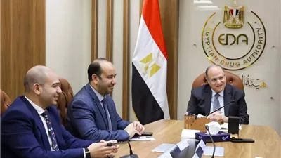 تعاون مصري و دولي لدعم و تطوير الصناعة الدوائية
