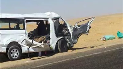 إصابة 9 إثر انقلاب سيارة أجرة على الطريق الزراعي الشرقي فى قنا