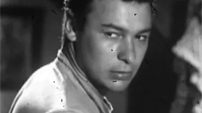 فى ذكرى ميلاده ..أحمد رمزى والدته إسكتلندية ووالده طبيب مصرى