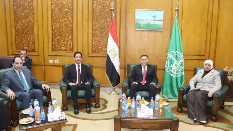 الدكتور حسام عبد