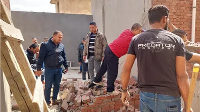 حملة مكبرة لإزالة مخالفات البناء في الشيخ زايد .. صور