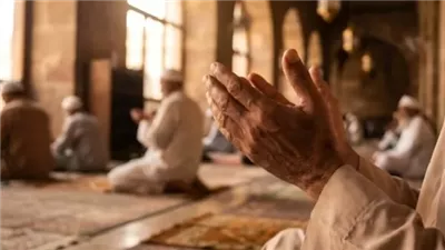 بر الوالدين.. السر الخفي لاستجابة الدعاء