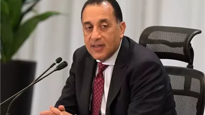 مدبولي يستثنى محافظة الأقصر من مواعيد غلق المحال لهذا السبب